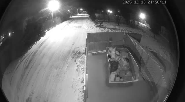 Веб-камера Мусорка в M16